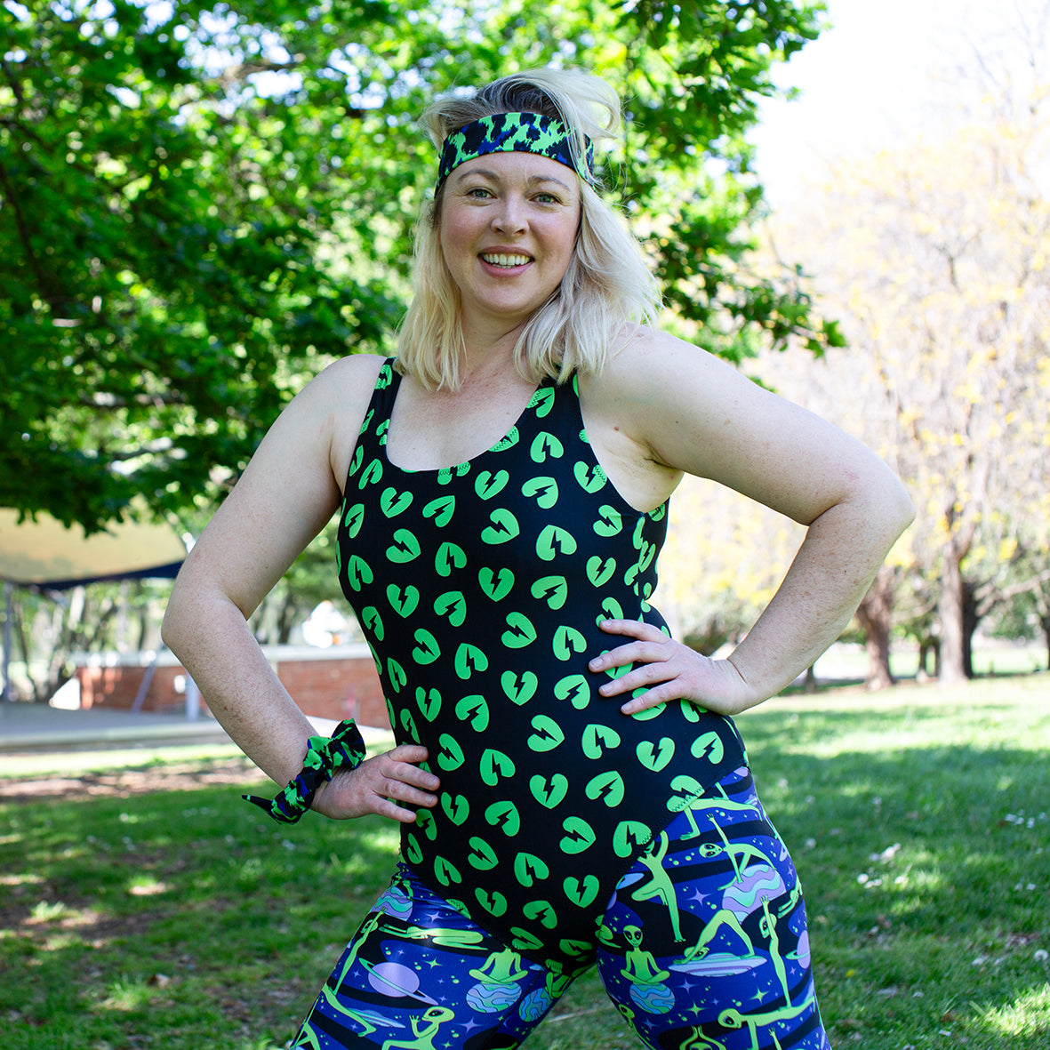OUT-OF-THIS-POSE CUSTOM LEGGINGS