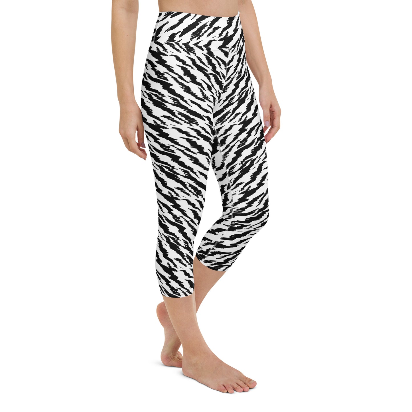 WHITE TIGER LIGHTNING CUSTOM CAPRI LEGGINGS