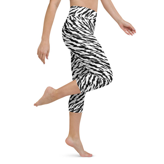 WHITE TIGER LIGHTNING CUSTOM CAPRI LEGGINGS